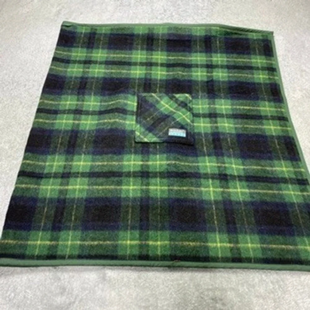 NorSari Wrap Skirt Medium Green Made in USA Wool Blend Heather Wearable Blanket